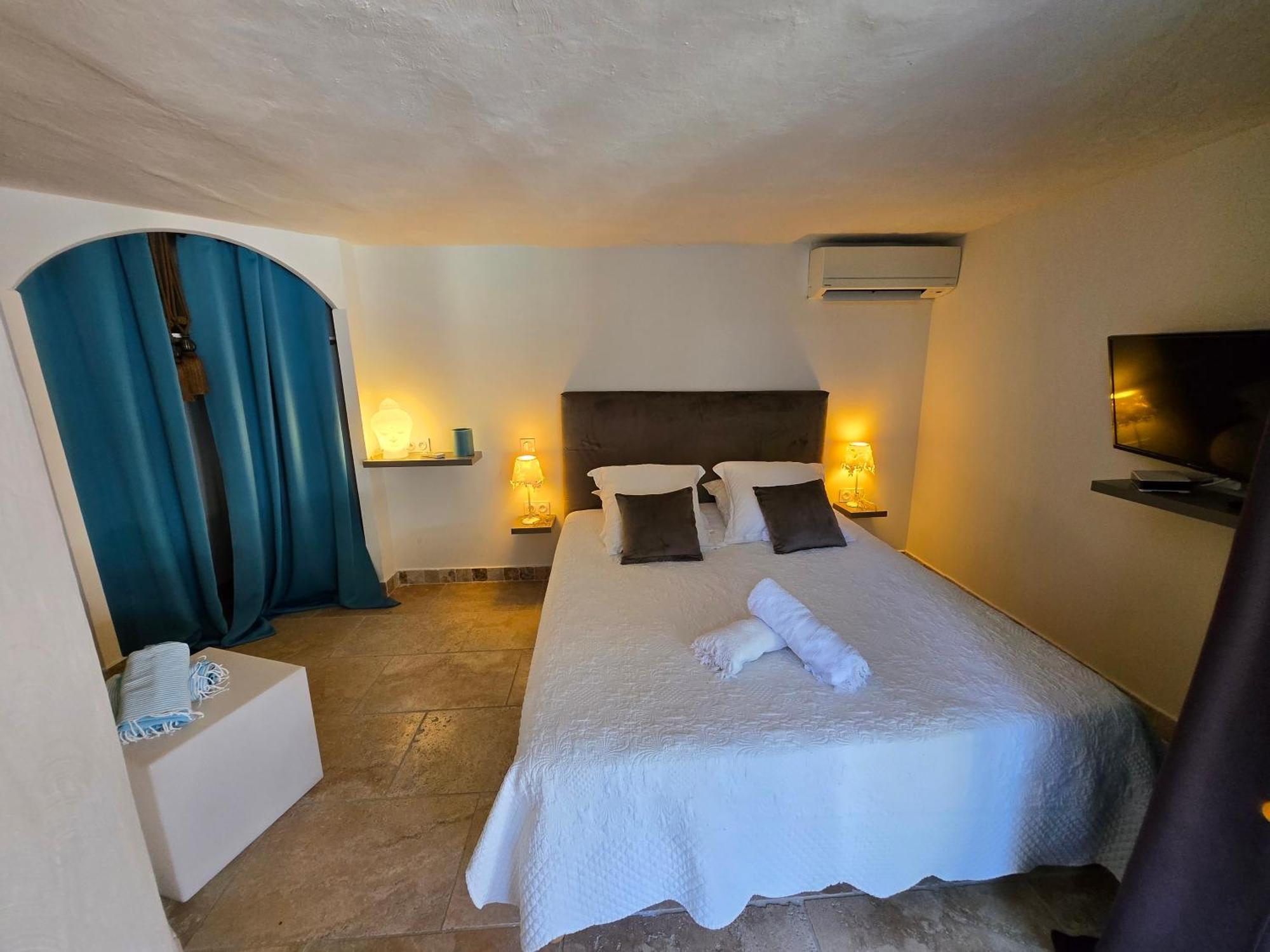 Villa Petra Bianca Suite & Chambre A 10Mn A Pied Du Port De Bonifacio Bonifacio  Luaran gambar